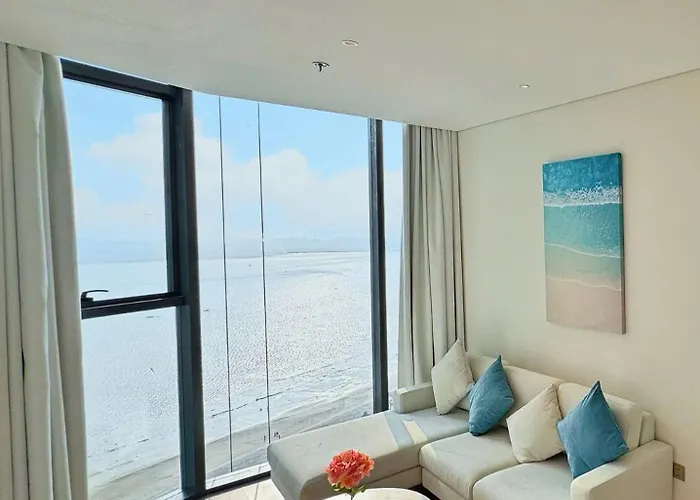Aparthotel A La Carte Bay View Bien Tang Cao