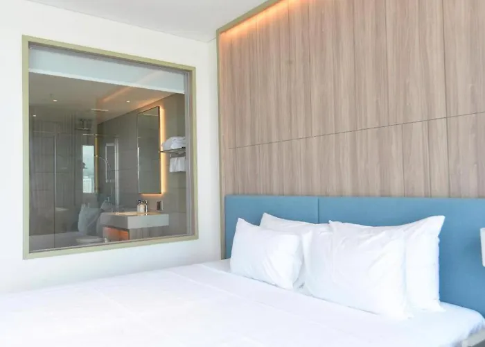 Aparthotel A La Carte Bay View Bien Tang Cao