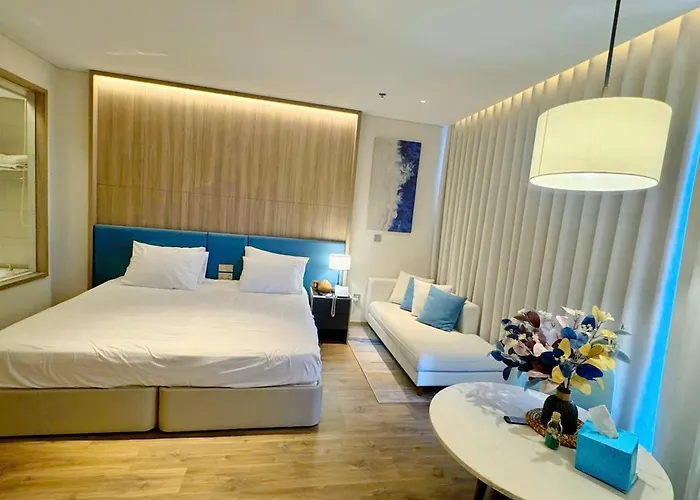 Aparthotel A La Carte Bay View Bien Tang Cao *