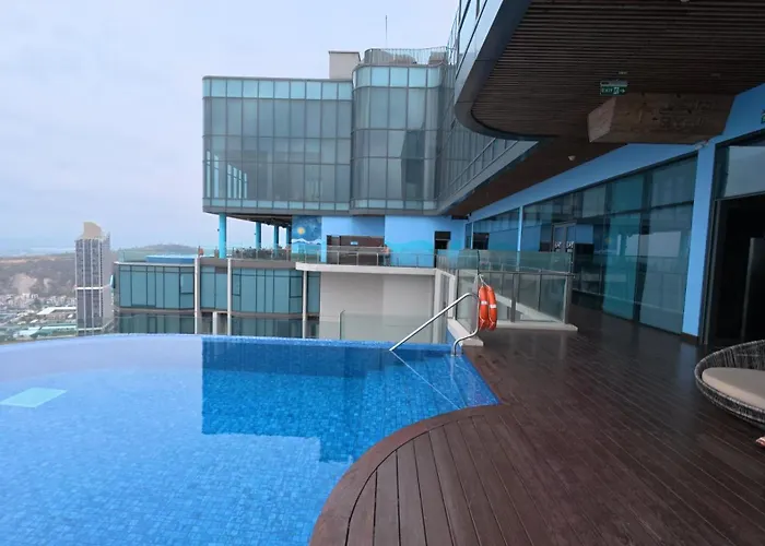 A La Carte Bay View Bien Tang Cao * Ha Long